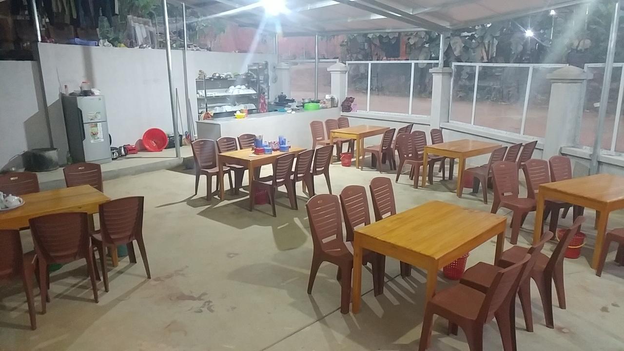 Thac Ba Family Homestay Ho To Exterior photo