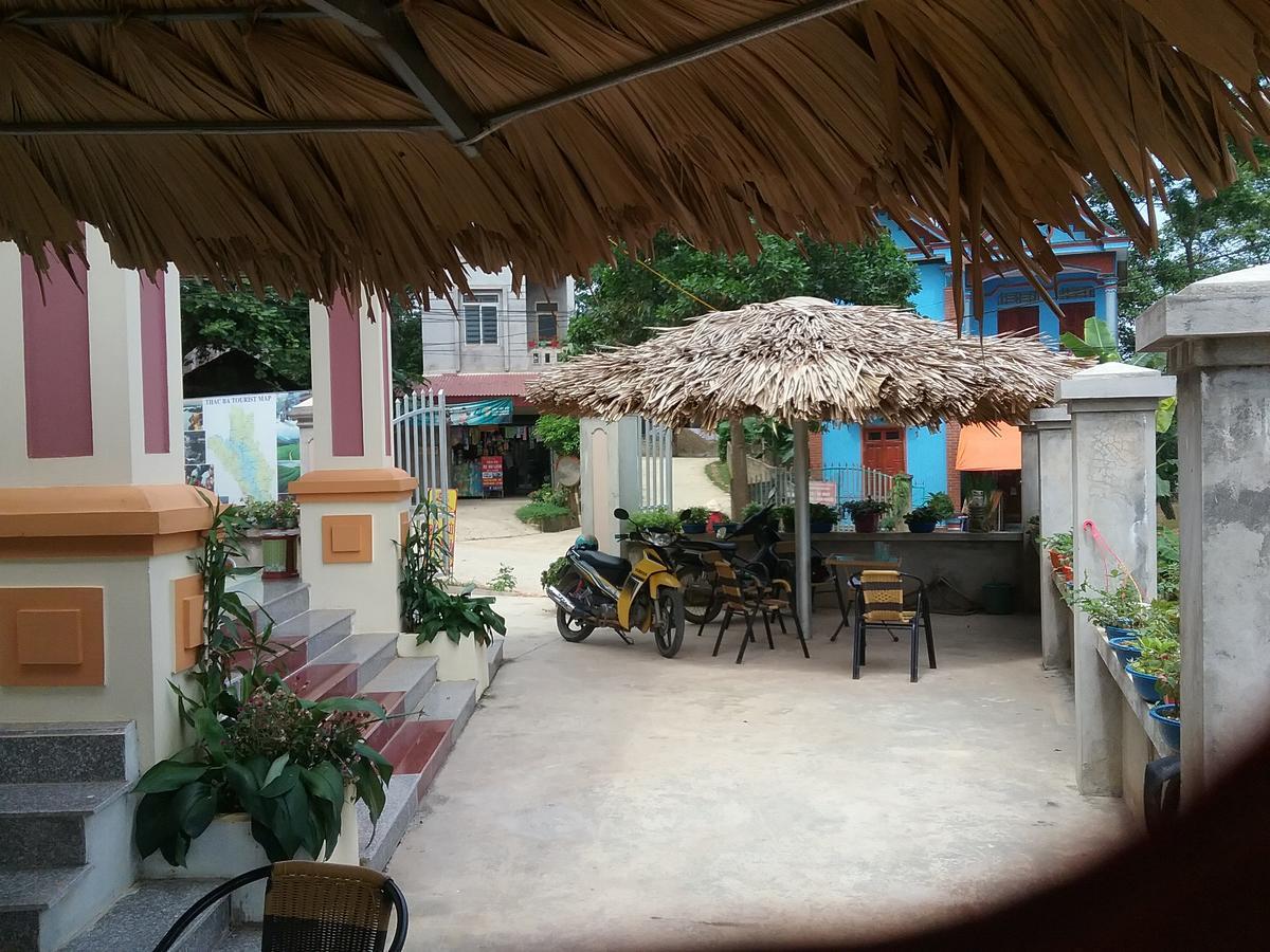 Thac Ba Family Homestay Ho To Exterior photo