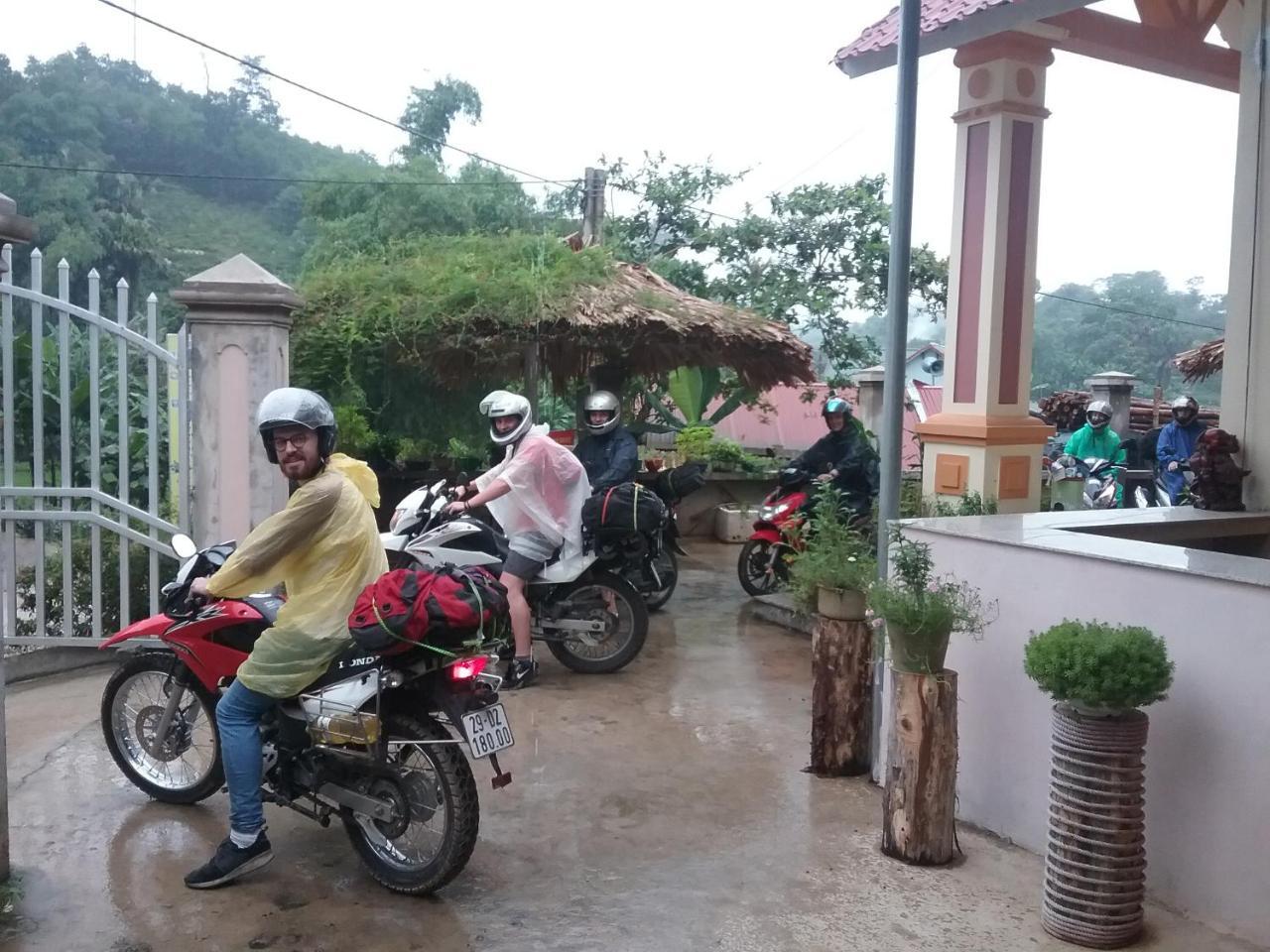 Thac Ba Family Homestay Ho To Exterior photo