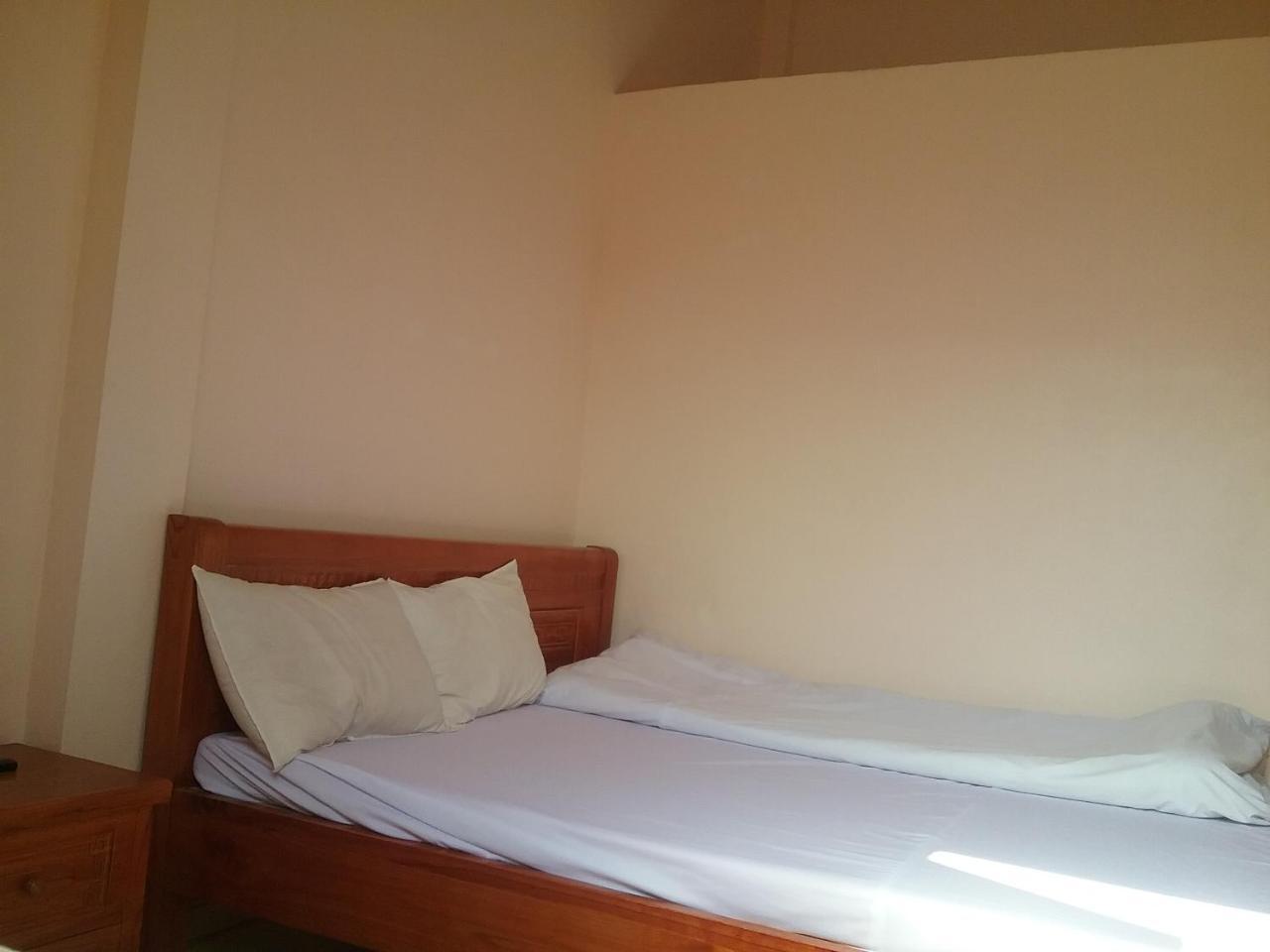 Thac Ba Family Homestay Ho To Exterior photo