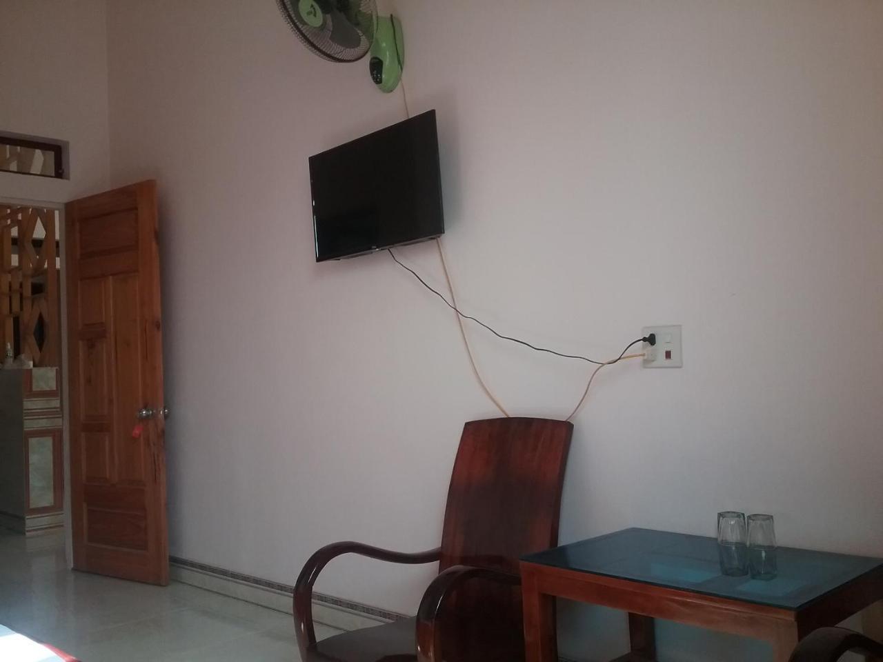 Thac Ba Family Homestay Ho To Exterior photo